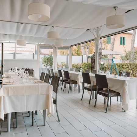 Hotel Milton Marina di Pietrasanta Extérieur photo