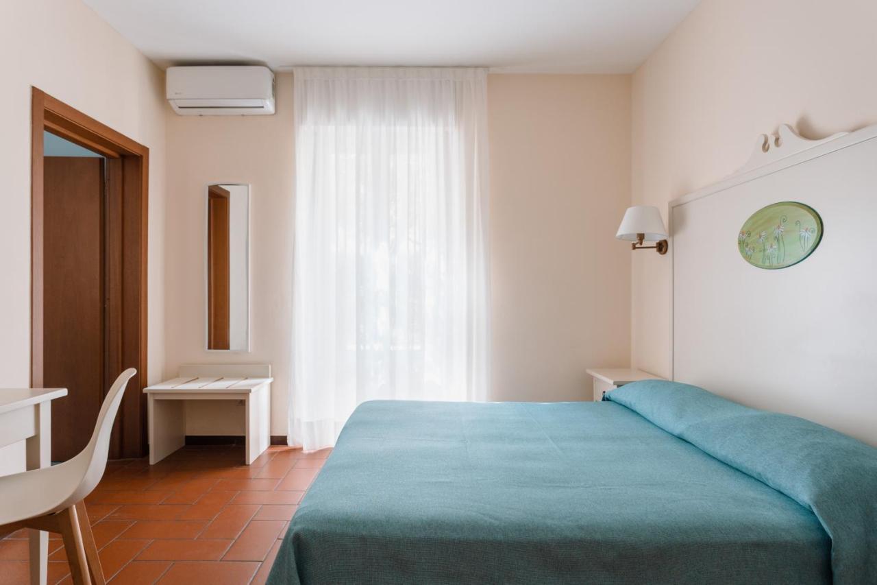 Hotel Milton Marina di Pietrasanta Extérieur photo